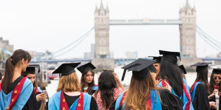 Britanya vizesi dolan öğrencileri sınır dışı edecek