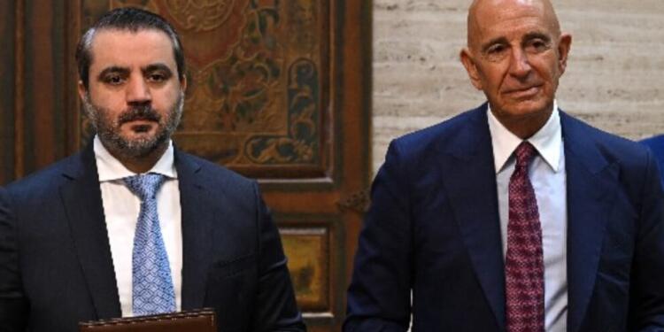 Geçici Şam Hükümeti ülkenin güneyinden ağır silahlarını çekti