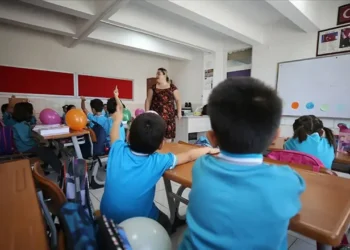 İstanbul’da ilk gün için okul saati değişti