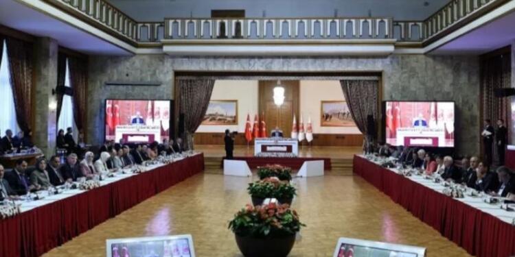 Komisyonun yeni programı belirlendi