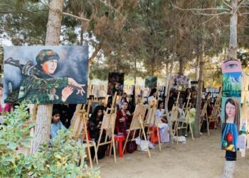 Kuşatma altındaki Mexmûrlu çocuklar sergi açtı