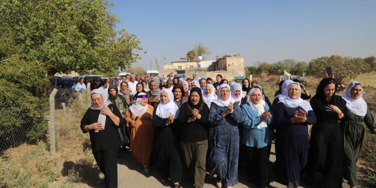 QSD’li Mahsum Taner’in taziyesine kitlesel ziyaret