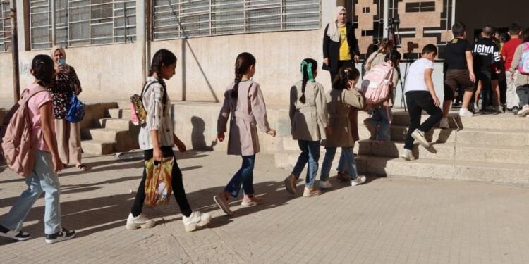 Kuzey ve Doğu Suriye’de yeni eğitim öğretim yılı başladı