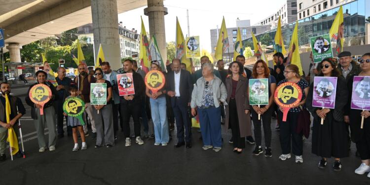 Avrupa Konseyi kararını erteledi, Kürtler İsviçre’de alanlara çıktı