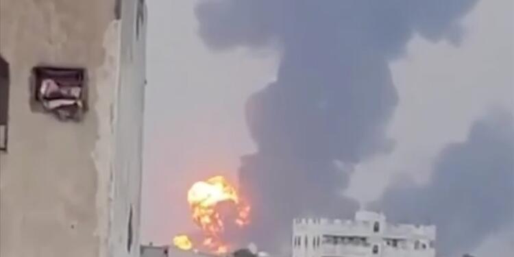 İsrail Yemen’e hava saldırısı düzenledi