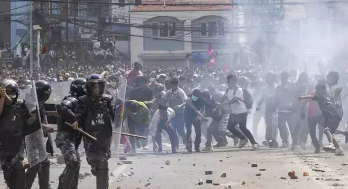 Nepal’de halk ayaklanması: 51 kişi öldü, hükümet düştü