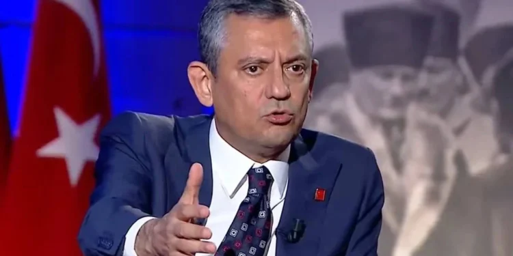 Özgür Özel: Komisyon hızlı şekilde yasal düzenlemeler yapmalı