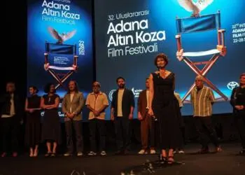 Altın Koza’da ‘Pelin Esmer’ ödülleri topladı