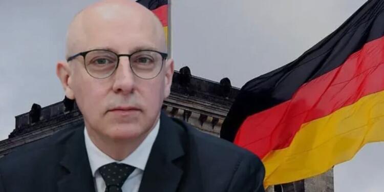 Almanya iç istihbarat teşkilatına Türk kökenli başkan atandı