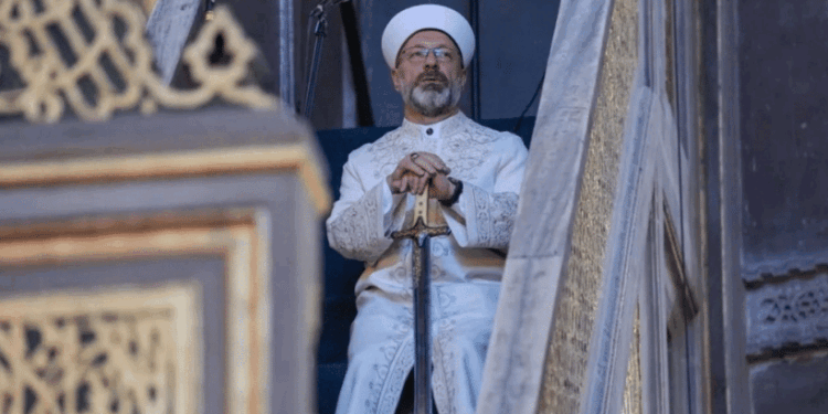 EŞİK’ten Diyanet’e hutbe tepkisi: Yaşam biçimimize karışmanıza izin vermeyeceğiz