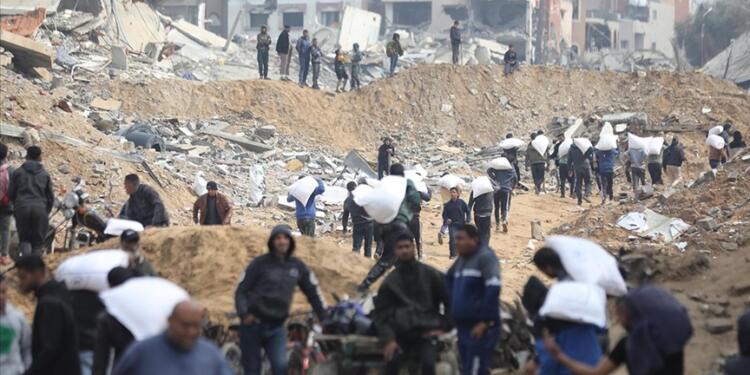 Gazze’de son bir ayda 185 kişi açlıktan yaşamını yitirdi