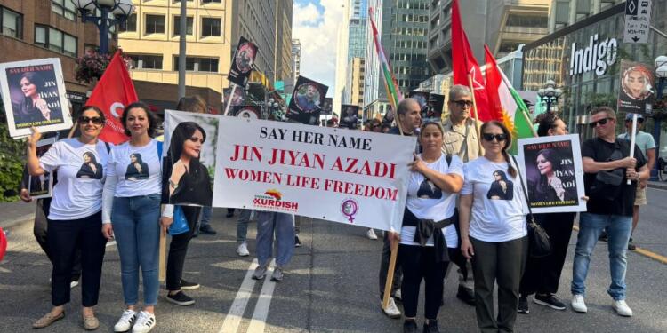 Toronto’da ‘Jin, Jiyan, Azadî’ yürüyüşü