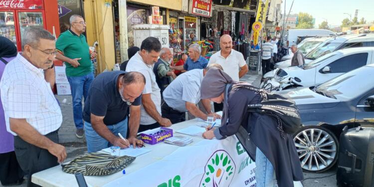‘Barış istiyoruz çünkü’ imza kampanyası sürüyor