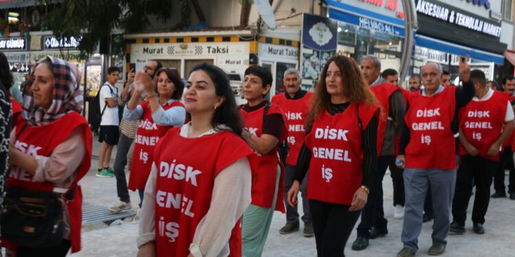 Wan’da işten çıkarılan 223 işçi direnişini sürdürüyor