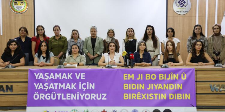 Wan’da kadınlardan ‘Yaşamak ve yaşatmak için örgütleniyoruz’ kampanyası