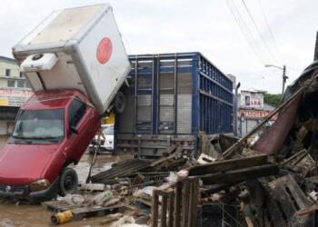 Meksika’daki selde can kaybı 64’e yükseldi