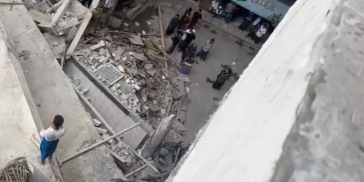 Endonezya’da okul çöktü: 59 kişiye ulaşılamıyor