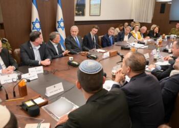 İsrail, rehine takası ve ateşkes anlaşmasını onayladı