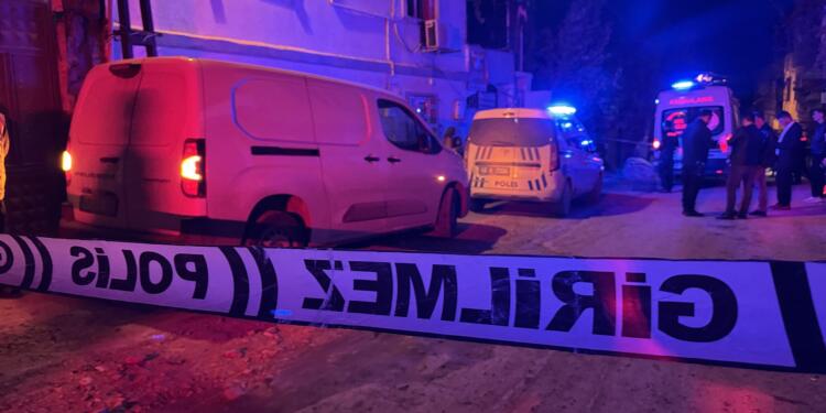 Mereş’te bir erkek ayrıldığı kadını ve annesini öldürdü