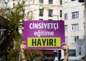 ‘Kız ortaokulları çocukları toplumsal yaşamdan uzaklaştırma politikasıdır’