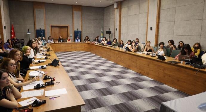 Amed’de ‘Görsel sanatlar kadın çalıştayı’