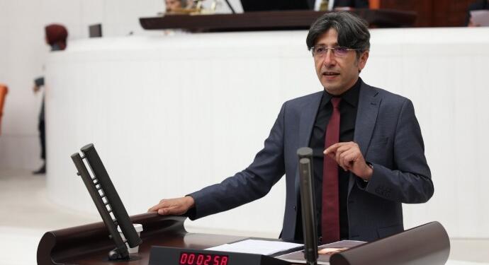 DEM Partili Bozan: Kürtçeye saygı duyulan eşit bir birlik hukuku tesis edelim