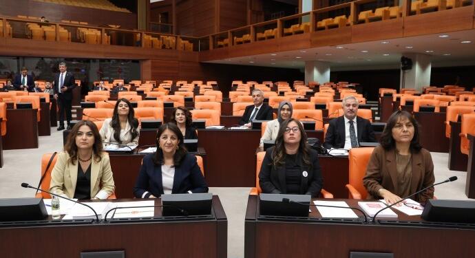 Genel Kurul’da tartışma: Ben bu Mecliste niye ana dilimde konuşamıyorum?