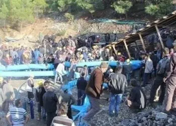 DEM Parti 18 işçiyi andı: Sorumlu köleci çalışma düzeni