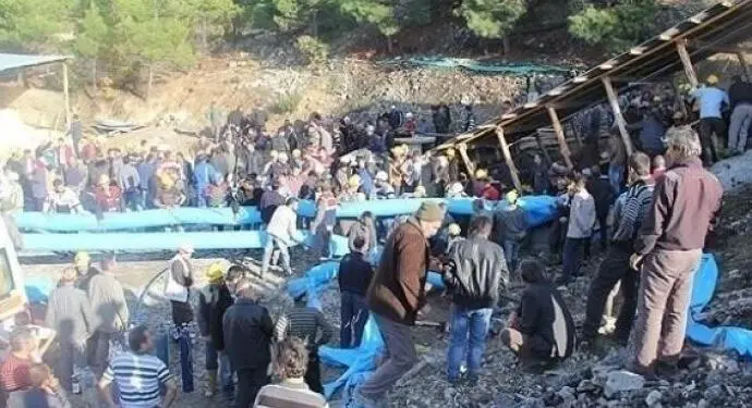 DEM Parti 18 işçiyi andı: Sorumlu köleci çalışma düzeni