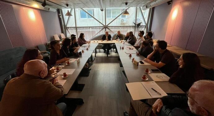 DEM Parti İzmir’de gazetecilerle bir araya geldi: Gündem süreç