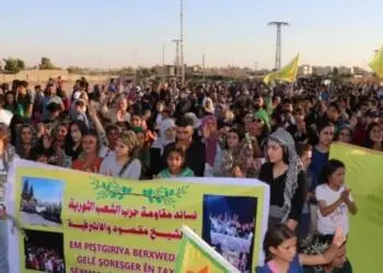 Tebqa’da Şêxmeqsûd ve Eşrefiyê ile dayanışma yürüyüşü