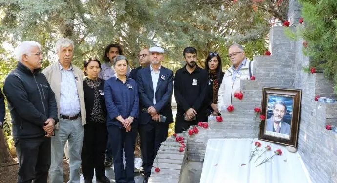 Arjen Arî Amed’de mezarı başında anıldı