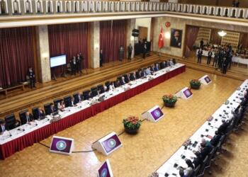 Komisyon kadın ve gençlik örgütlerini dinleyecek