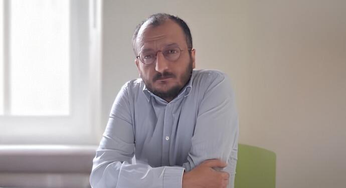 Ekonomist Döğüş: Çözüm demokratik birlik oluşturmaktır