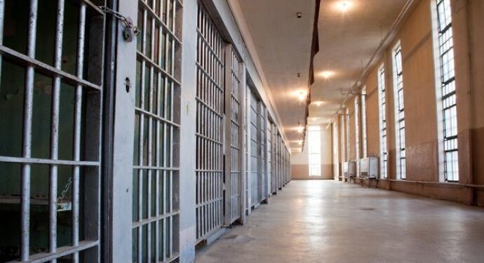 Tutsaklardan Aykol’a mektup: Bizimle kal!