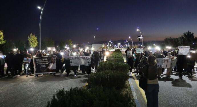 Öğrenciler Rojin Kabaiş için ATK’ye yürüdü