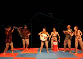 Amed Şehir Tiyatrosu’ndan ‘Hişê min Tev Li Hev Bû’ oyunu