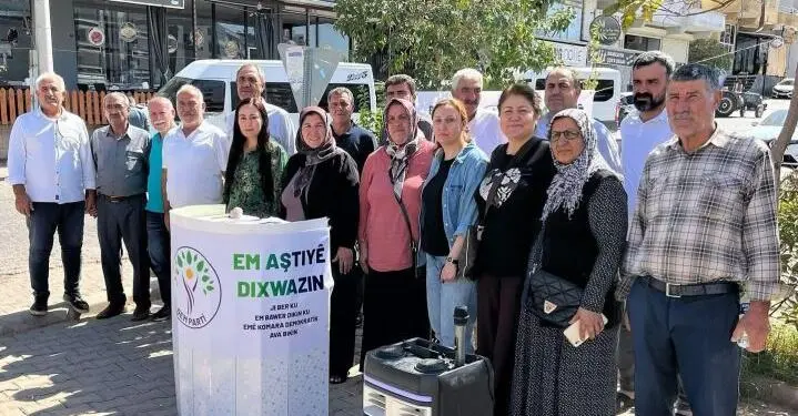 Kayyıma rağmen Xelfetî Belediye Eşbaşkanı halkın yanında
