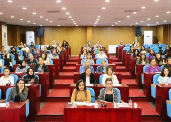 Amed Belediyesi’nden ‘Meme tanı farkındalık’ eğitimi