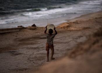 İsrail’in Gazze saldırılarında iki yılda 20 binden fazla çocuk öldü