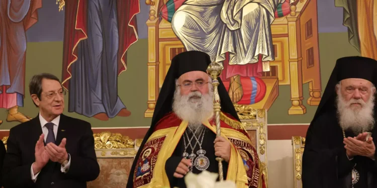 Kıbrıs Başpiskoposu: Türkiye kendini bölgeye dayatıyor
