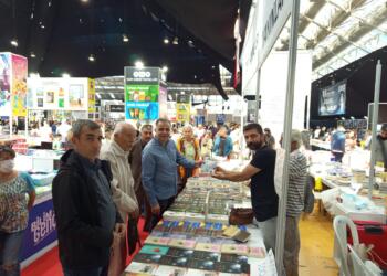 15. Antalya Kitap Fuarı yoğun ilgi gördü