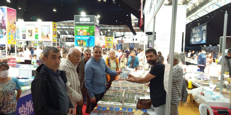 15. Antalya Kitap Fuarı yoğun ilgi gördü