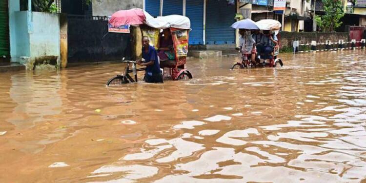 Hindistan’da sel: 18 ölü