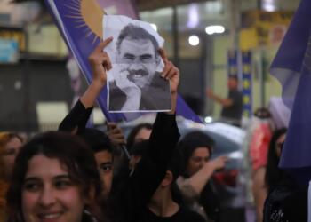 Abdullah Öcalan’dan kadınların yürüyüşüne mesaj: Eşitlikçi bir dil hepimize kazandıracaktır