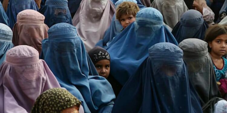 Afganistan’da intihar ve cinayetler artıyor