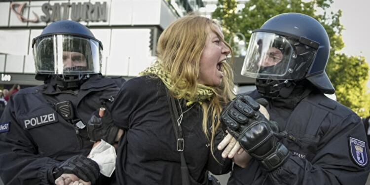 Berlin’de Gazze eylemine polis müdahalesi