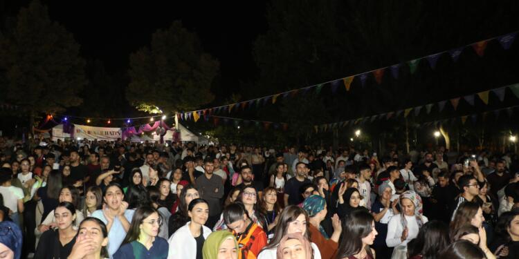 Peyas Festivali Beser Şahin’in konseriyle son buldu
