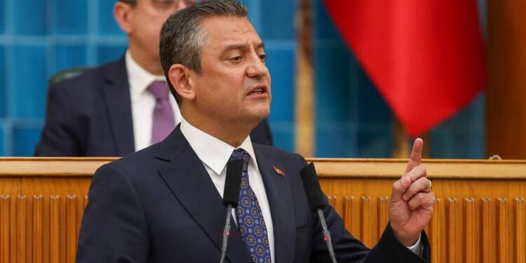 Özel’den Bahçeli’ye yanıt: Öldürülen MHP’li konuşmayan bir tek sensin