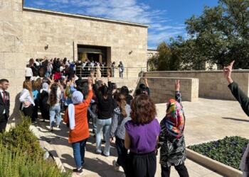 Kadınlar Meclis’e ‘Bijî Serok Apo’ sloganıyla girdi
